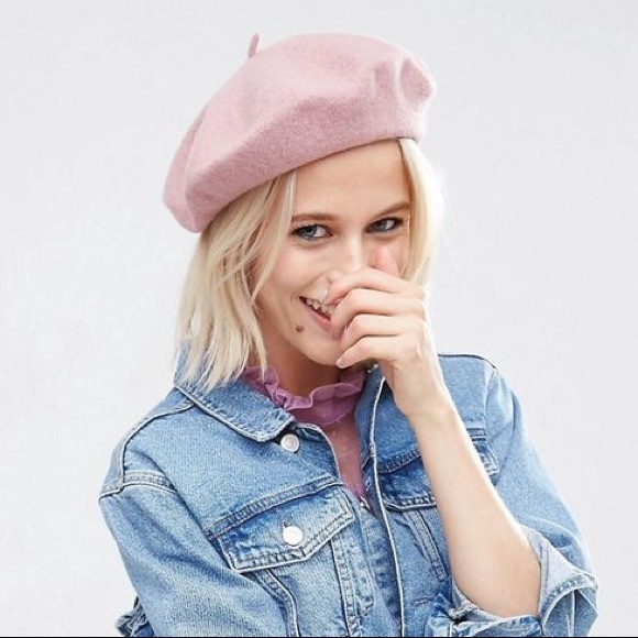 { pink beret } - Picture 2 of 3